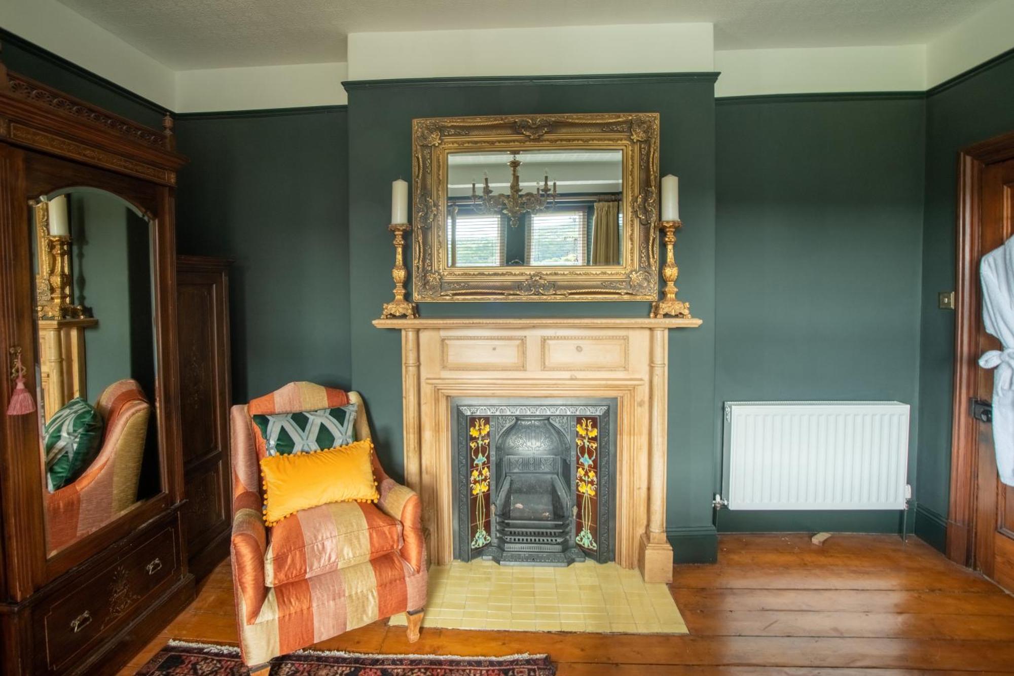 House Of Brohedyn Apartment Newcastle Emlyn Luaran gambar